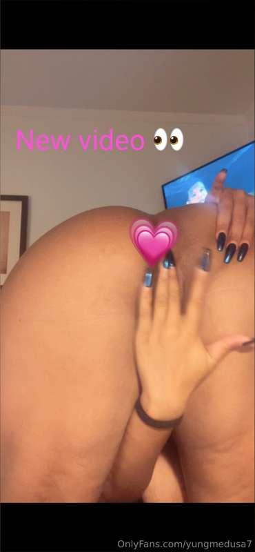 Solo pussy & ass spread 🐱🍑 (4K HD exclusive look inside me) ..