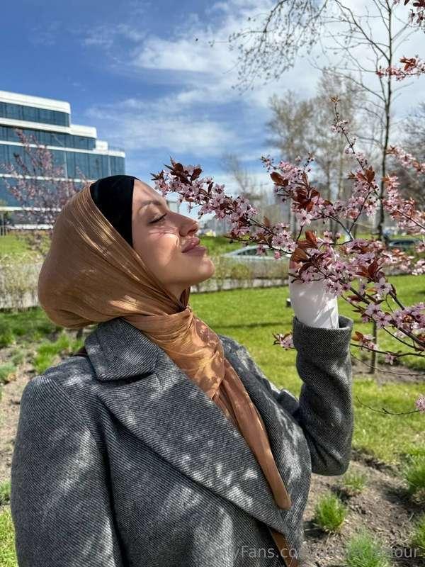 Happiness is often hidden in the tiniest details — the smell..