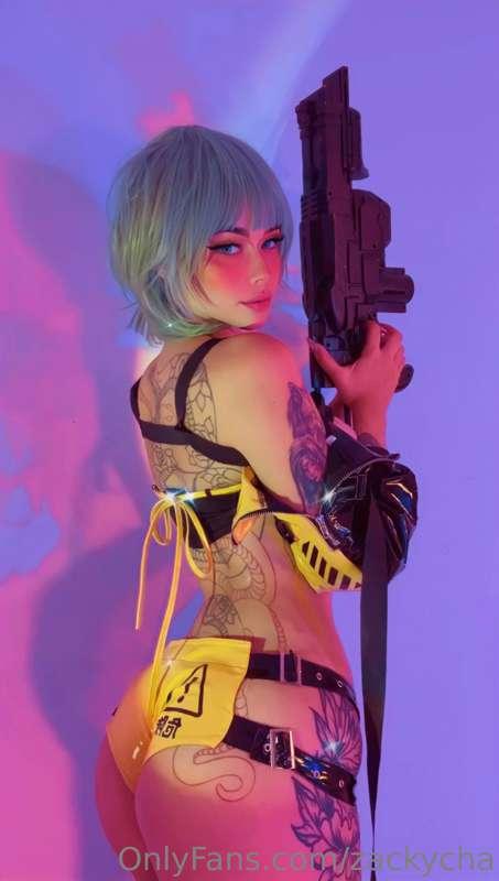 I think someone has misbehaved 😈 and I'll have to punish the..