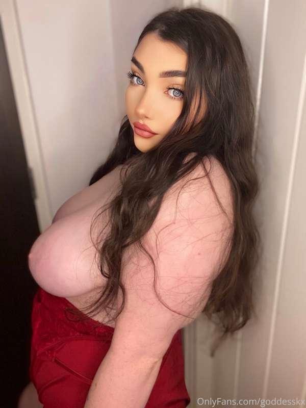 💞 𝗪𝗘𝗟𝗖𝗢𝗠𝗘 𝗧𝗢 𝗠𝗬 𝗩𝗜𝗣 𝗖𝗟𝗨𝗕 💞

𝘐 𝘤𝘶𝘳𝘳𝘦𝘯𝘵𝘭𝘺 𝘩𝘢𝘷𝘦 19,000 𝘧𝘢𝘯𝘴, 𝘢𝘯..