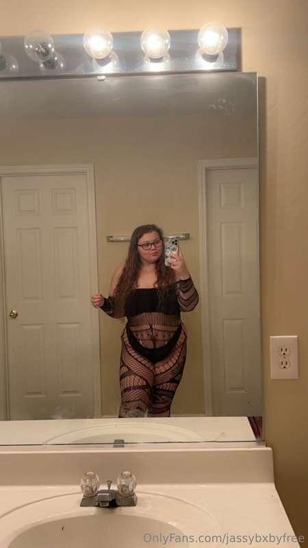 Do you like my outfit? 