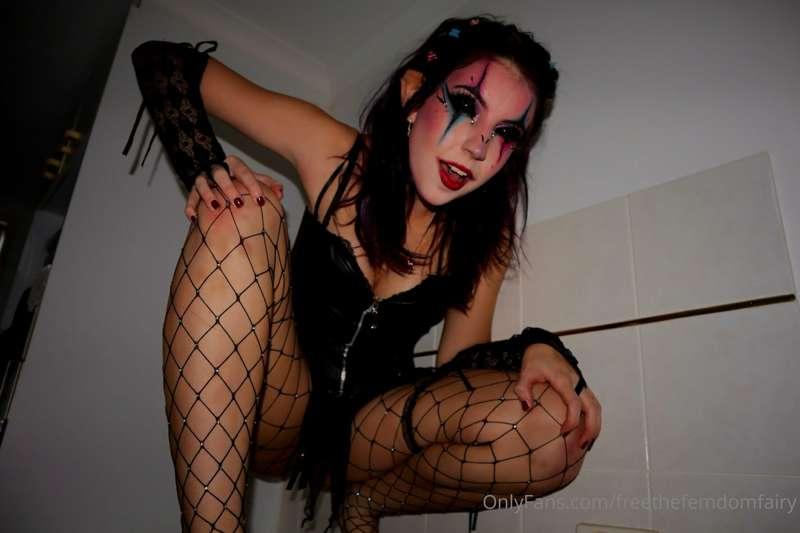 @thefemdomfairy