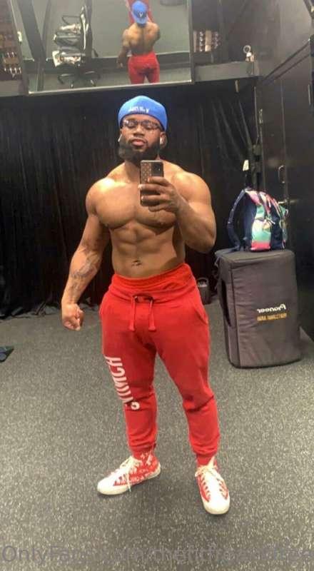 Can I be your gym crush? 😋