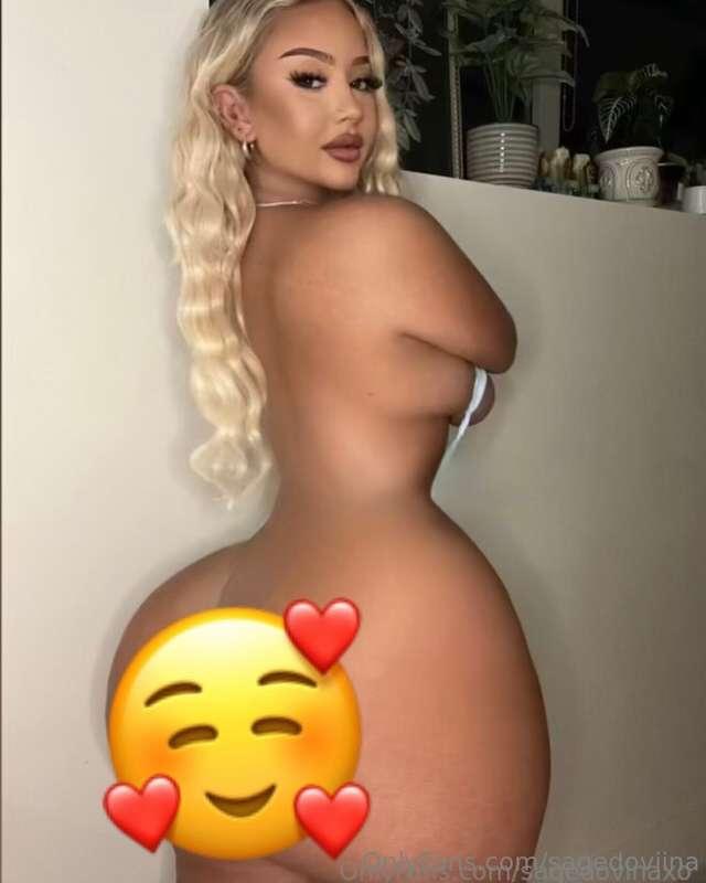 Let me show you something naughty babe DM me "🍆" for an excl..