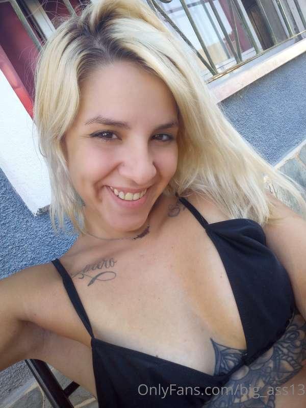 I give them a smile. ♡