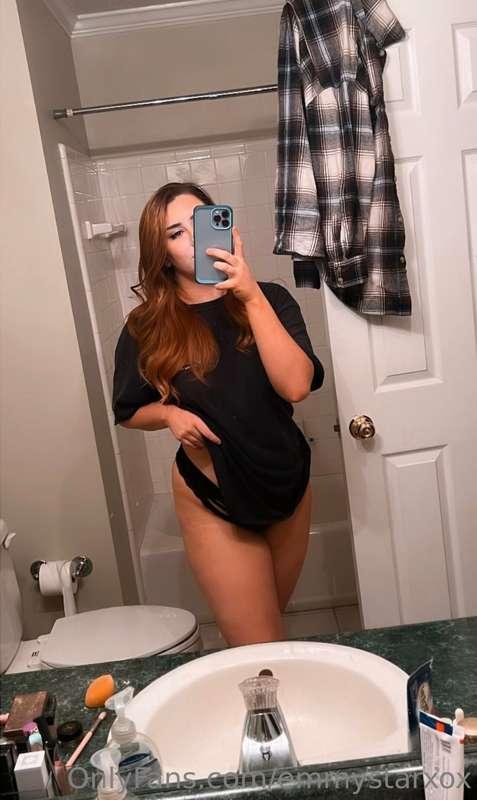She is a big booty PAWG 😜
@rachelvcwatson 💦
She made her pag..