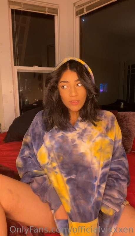 Feeling cute with this hoodie, would you let me steal yours?..