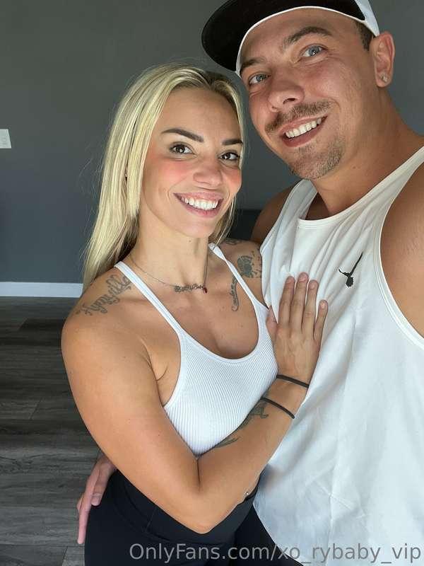 Happy Sunday From ur Fav Porn Couple