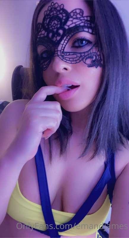 Just finished my training. Now I’m ready to fuck daddyyy😍
