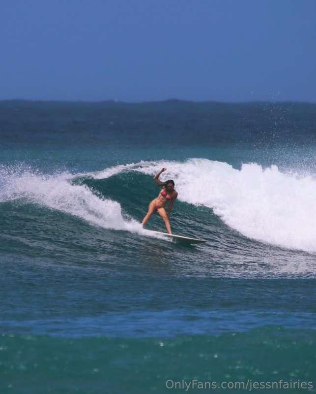 Surf days are the best days 😋 hoping you love that I rip heh..