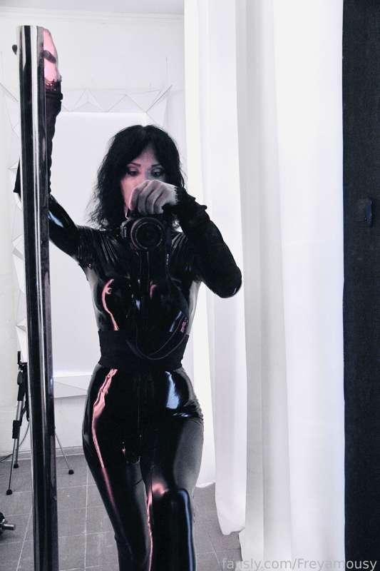 freyamousy image #3