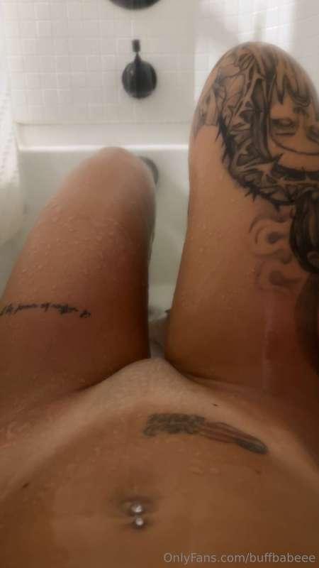Tan lines coming in niceeeee