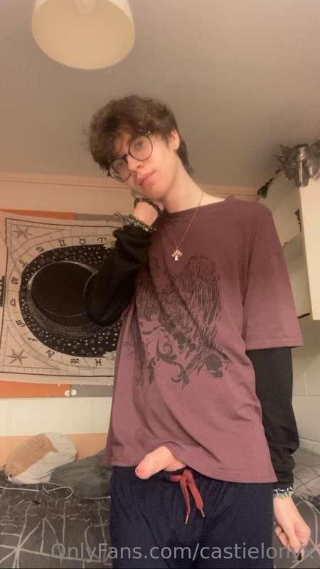 **If you call me a good boy I’ll cum, stop it**

*Sorry post..