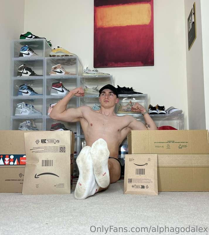 #25DaysOfAga - And the Christmas gifts start to pile in. Wha..