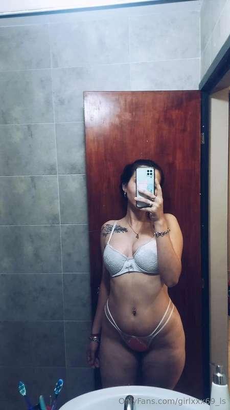 @titsboobs ❤️‍🔥💋 HOT FREE 💋
@titsboobs ❤️‍🔥