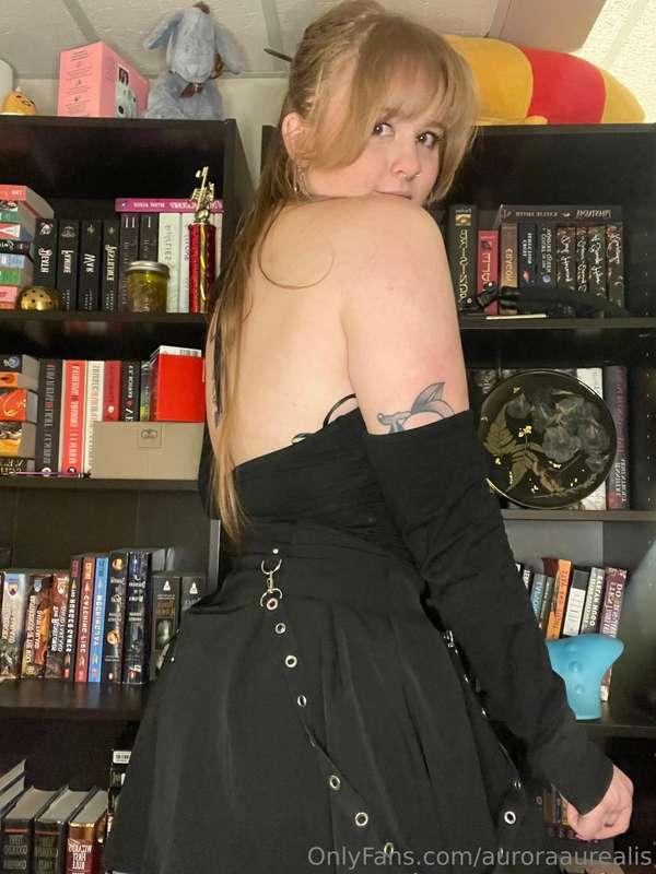 cute lil shot of my outfit from an event last weekend <3 it ..