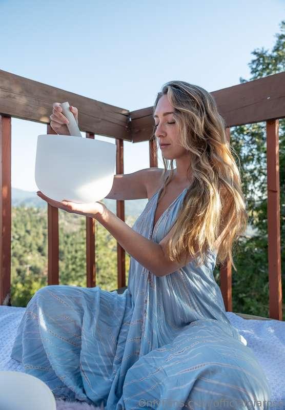 officialgiarose image #0