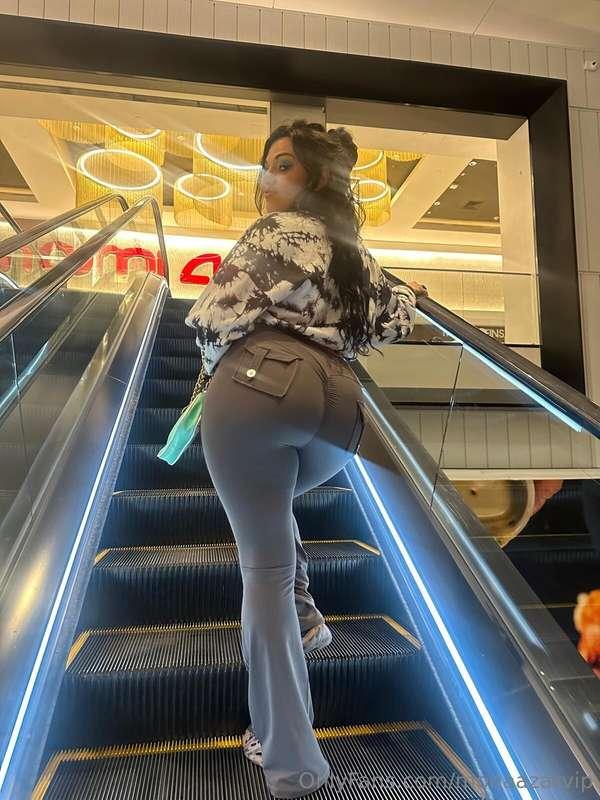 Movies anyone? 😘
