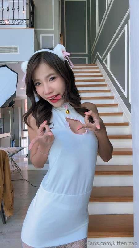 No panties. No shame. Just me. 💦