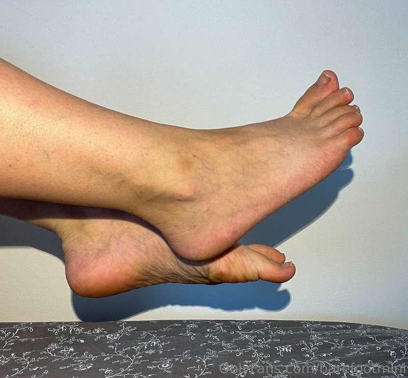 barefootmini image #1