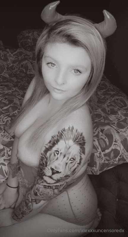  I'm so wet watching you between my tits!