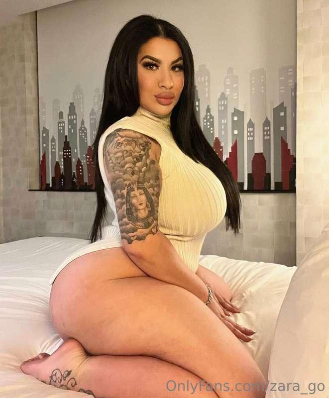 Aquarius season ♒️💦 My birthday is January 31st…show me some..