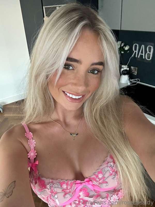 I’d love to spend some special 1-1 time with you today ♥️
