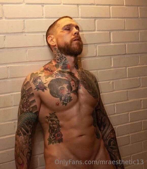 HELLO! I'M YOUR NEW SEXY NEIGHBOUR, THE NEW GUY AT WORK, YOU..