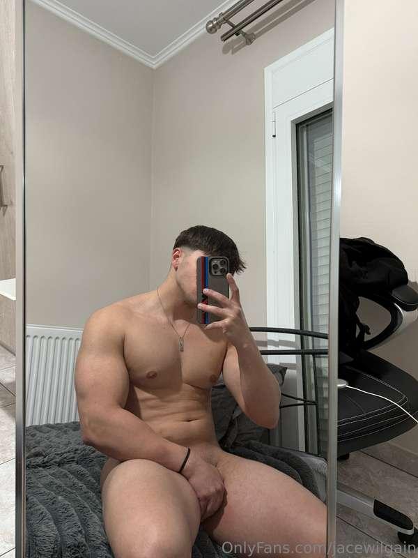 Should I remove my hands or no?😋