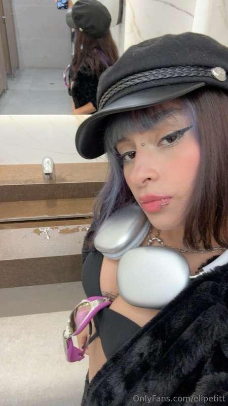 Something boring, some song that you recommend?😋