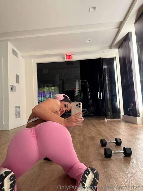 Workout w Me? 