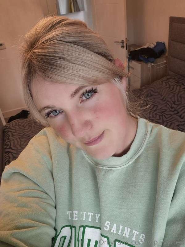 Dm me for some fun bby 😘 