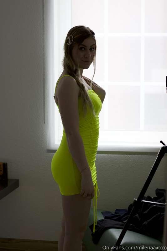 Got quite some requests for my yellow dress 🙈
