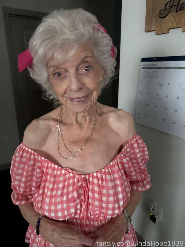 lindahope1939 image #9