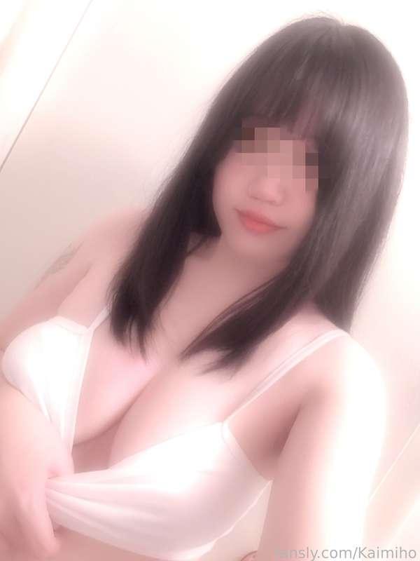 Soft and squishy puppy girl tits (*'ω'*)🐾

My birthday stream has been decided! Come hang out on Saturday March 8th @ 5 PM EST!! I’ll have my IRL cam on and I’ll wear something cute for our lil birthday date and I’ll hopefully cum my brains out ~

#fyp #boobs #lewd #petplay #lewdtuber