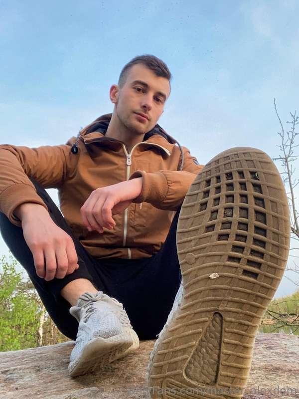 Take off my sneakers and smell my socks. I know how you like..