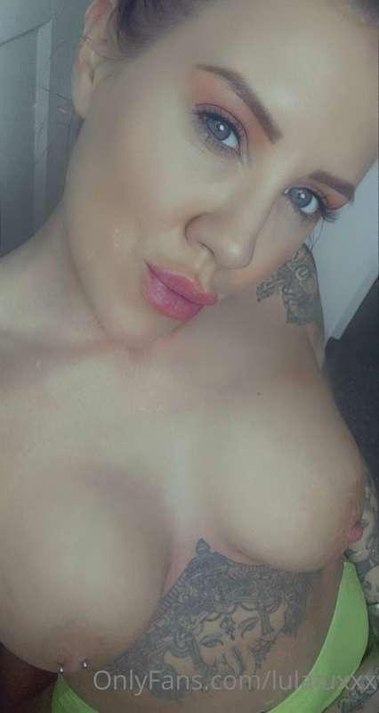 Im horny as fuck tonight 😈💦