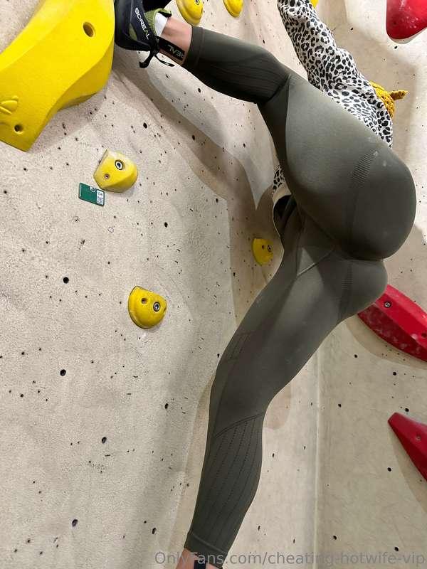 Imagine if I was allowed to climb naked, would you spot me?