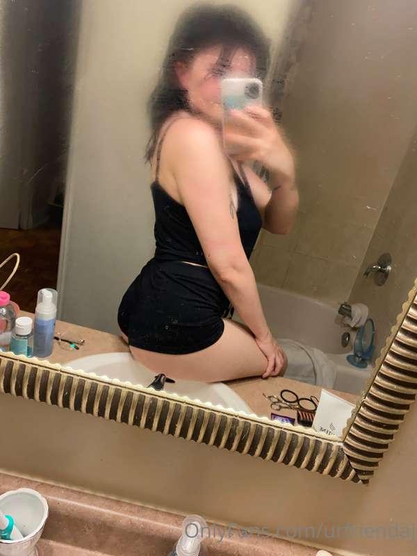 MIRROR BUTT