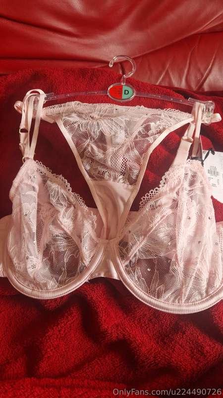 Oh baby do u want some content in this? Mmm xx