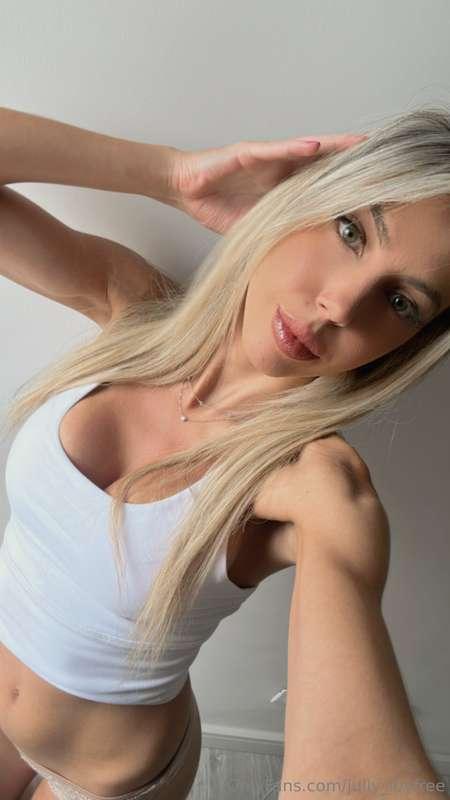 i'll take control of you dm here... https://onlyfans.com/jul..