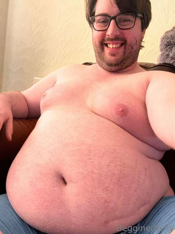 Loving how soft and fat I look today 😍