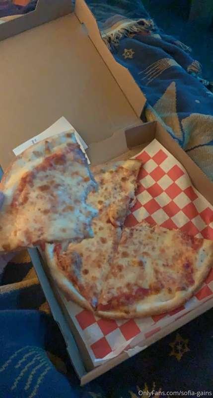 I had the BEST night last night. Came home from the bar, ord..