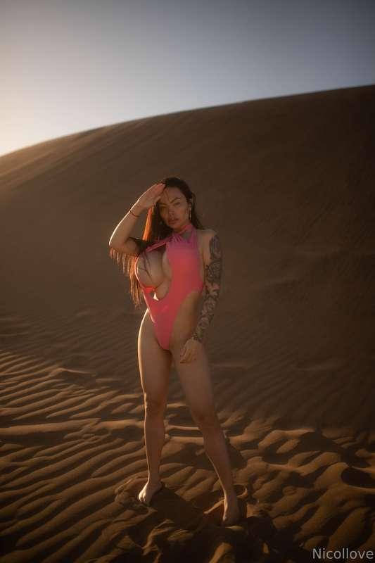 Dancing with the desert wind in my favorite bikini 💃 🌬️