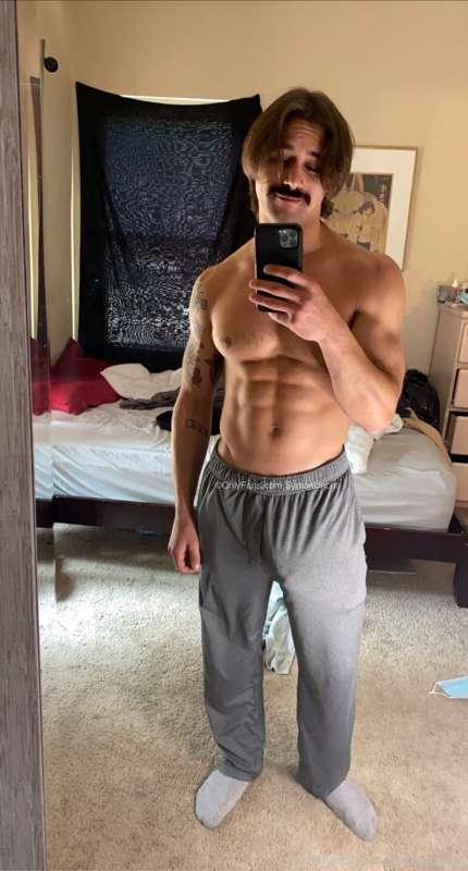 Be a good little slut and suck the load out of me.