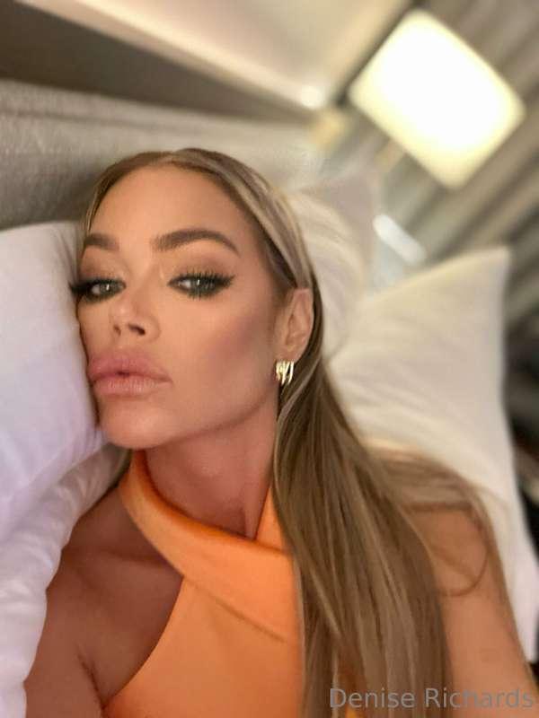 🧡