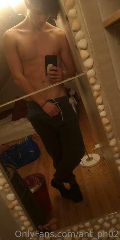 Hi everyone! 🔥
Im now offering sext sessions!🔥
For an agreed..