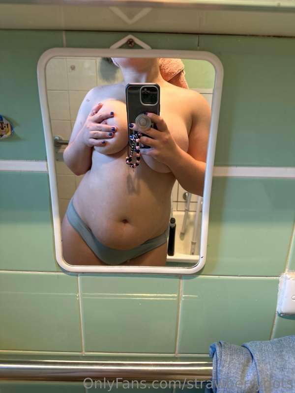 Tell me how much you missed me 💕