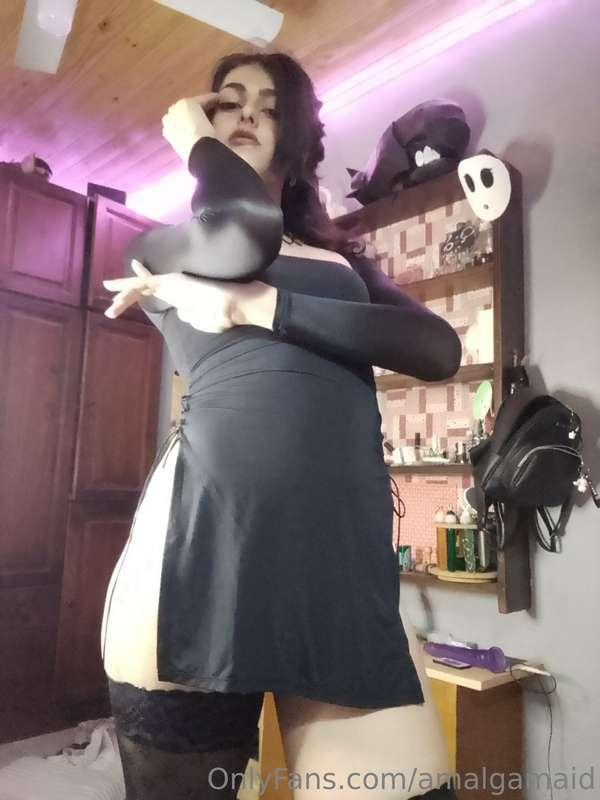 Do u like my new dress?💕