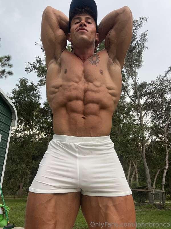 Everyone wants abs, but who’s putting in the work? How many ..
